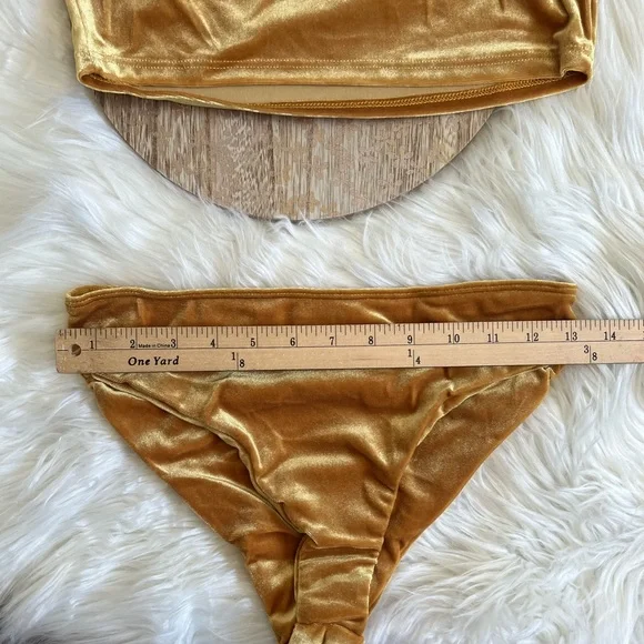 NWT Better Be Women’s Velvet Off The Shoulder 2 Piece Bathing Suit SZ L🌊💛 - Picture 11 of 11